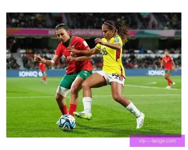 加拿大女足主帅因偷拍对手训练被紧急停职并遣返回国接受调查